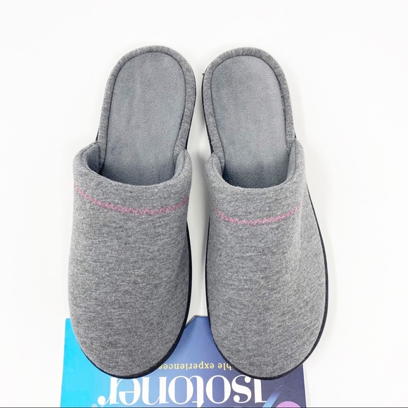 *SOLD* ISOTONER Gray Jersey Memory-Foam Slippers - Picture 4 of 11